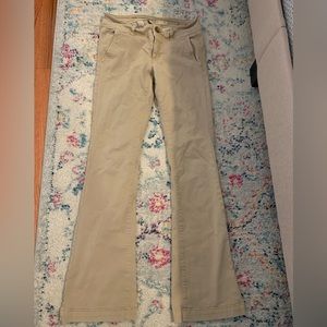 AMERICAN EAGLE Flare Khaki Pants (0)